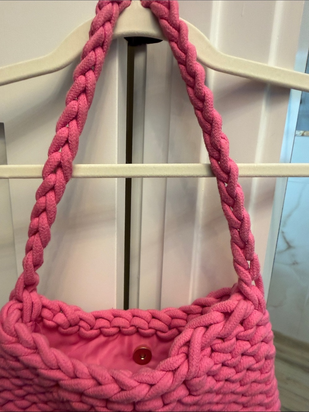 a new day Braided Crochet Shoulder Bag in Bright Pink - Picture 4 of 4